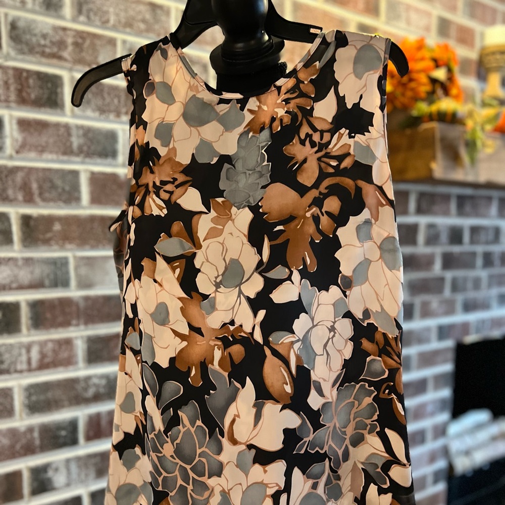 Kasper size medium blouse